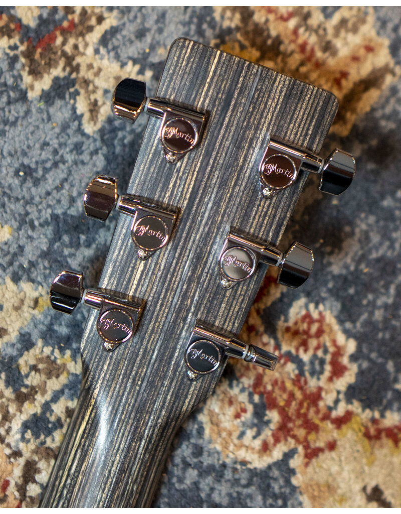 Martin Martin DX Johnny Cash Acoustic Guitar