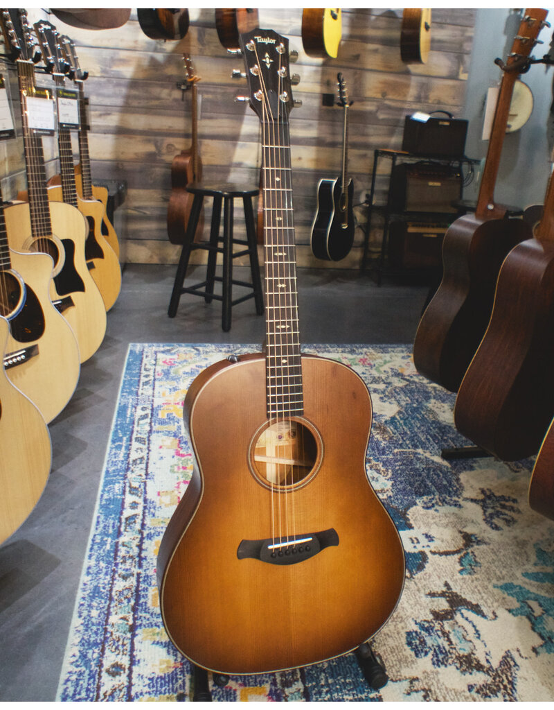Taylor Taylor Builder's Edition 517e WHB Acoustic Electric
