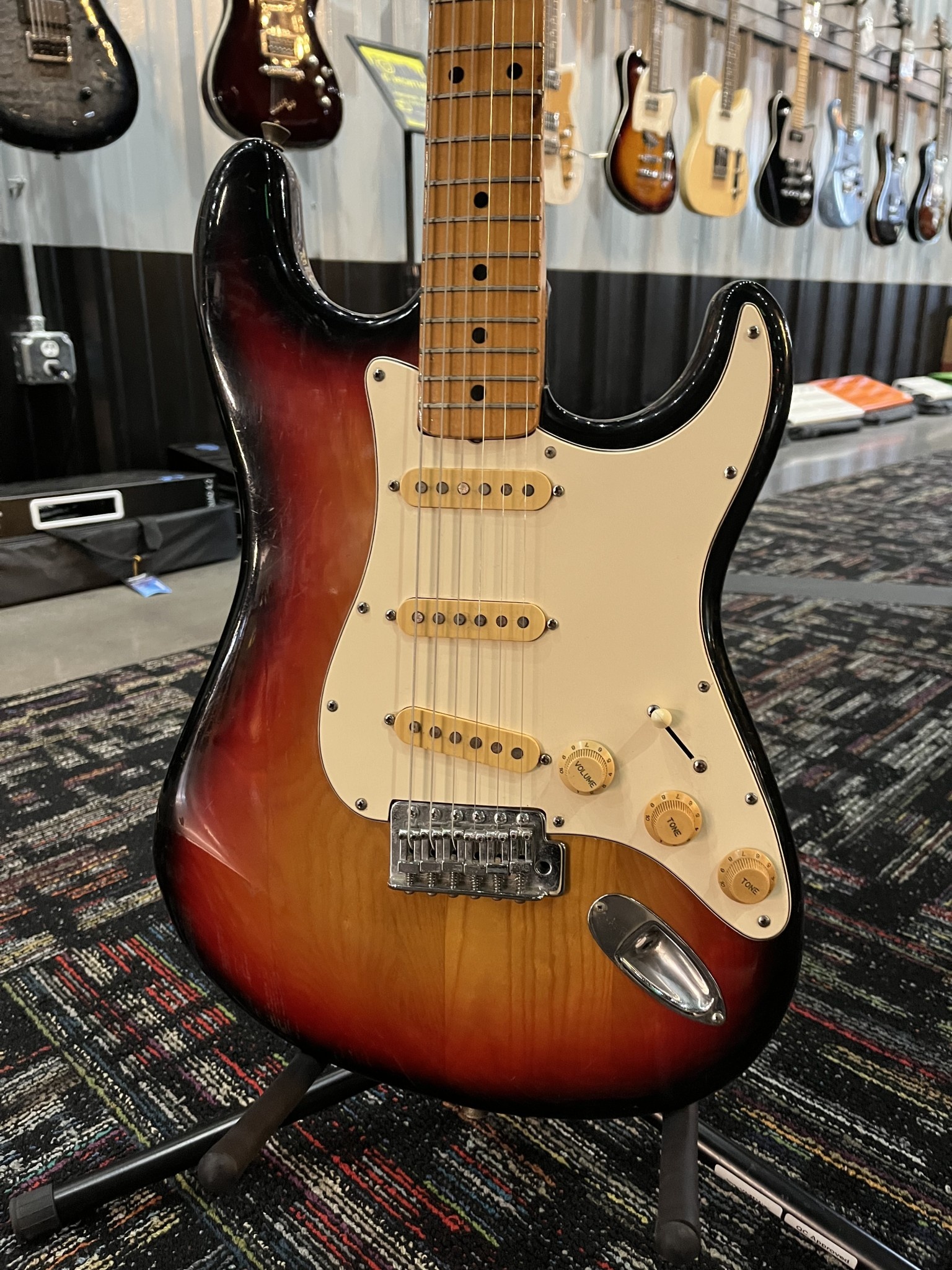 Joodee＊Electric Custom Used JooDee Electric Custom MIJ 3 tone w/bag - Tone Tailors