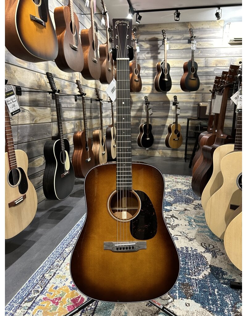 Martin Martin D-18 Standard Series Ambertone