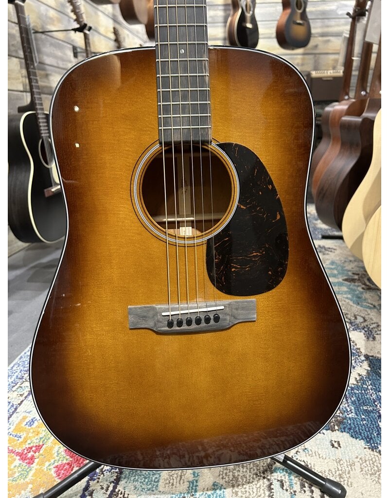 Martin Martin D-18 Standard Series Ambertone