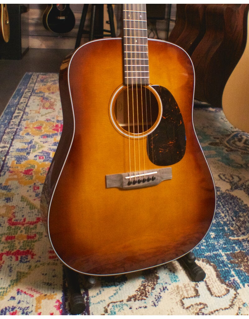 Martin Martin D-18 Standard Series Ambertone