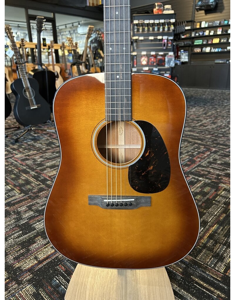 Martin Martin D-18 Standard Series Ambertone