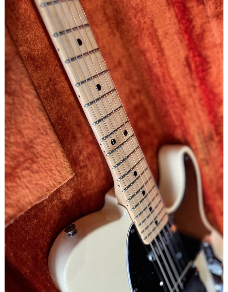 Fender Vintage 1969 Fender Telecaster w/ Hardshell Case