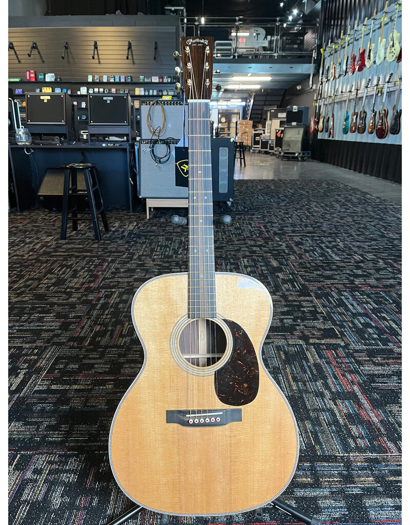 Martin Guitar Martin 000-28 Modern Deluxe