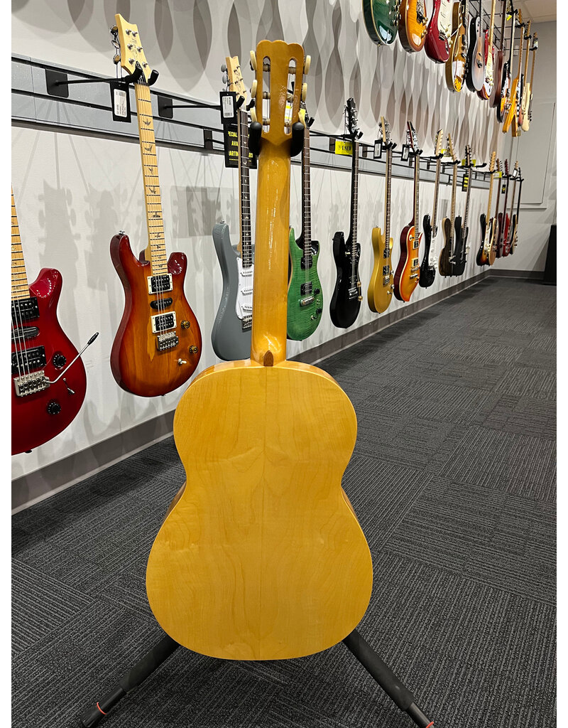 Beuscher Used Beuscher Classical guitar w/case (as is)