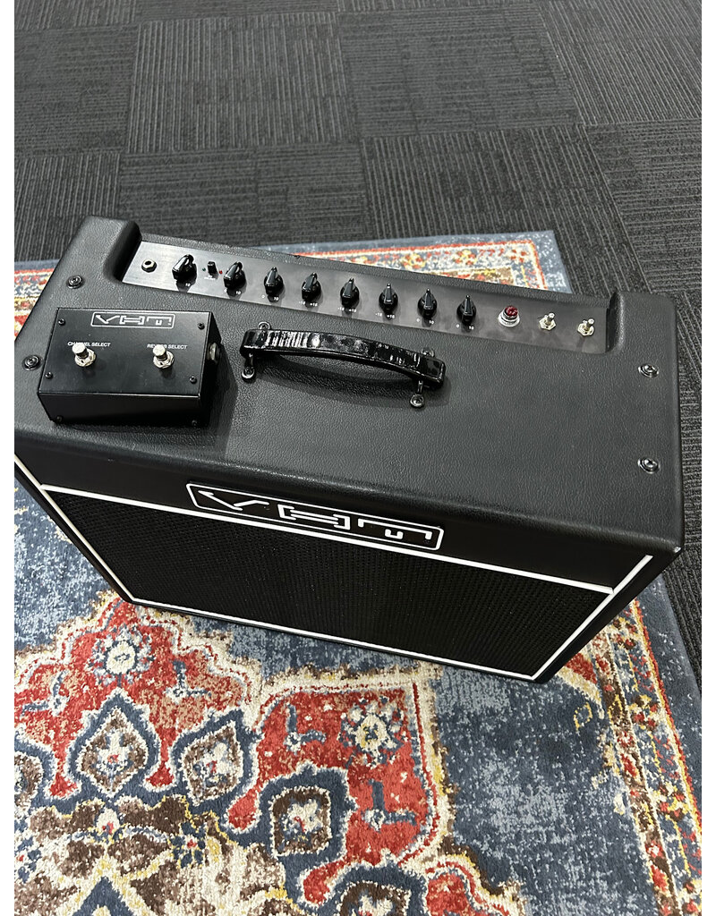 Used VHT Lead 20 guitar combo