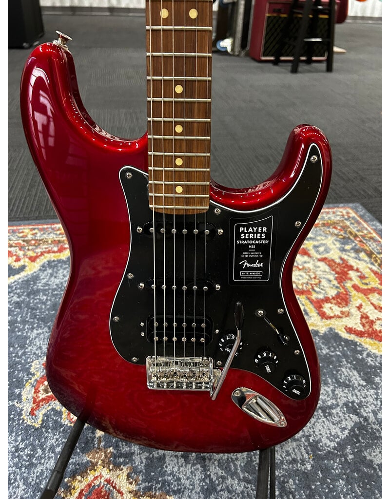 Fender Used Fender player Series HSS Stratocaster