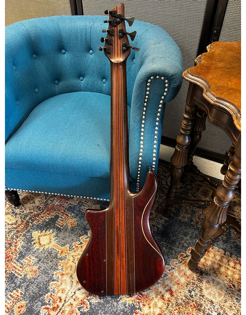 Matt Friedman Used Matt Friedman (pre-Acacia) 8 string guitar w/bag