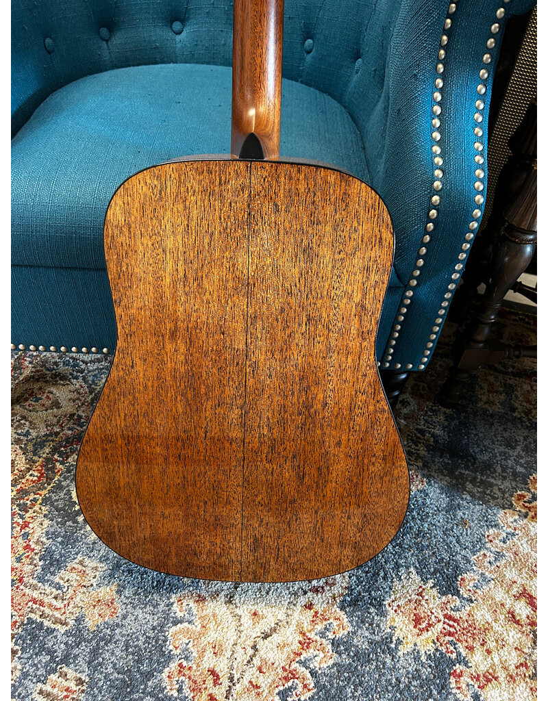 Martin Martin D-18 Standard Series Dreadnought Acoustic