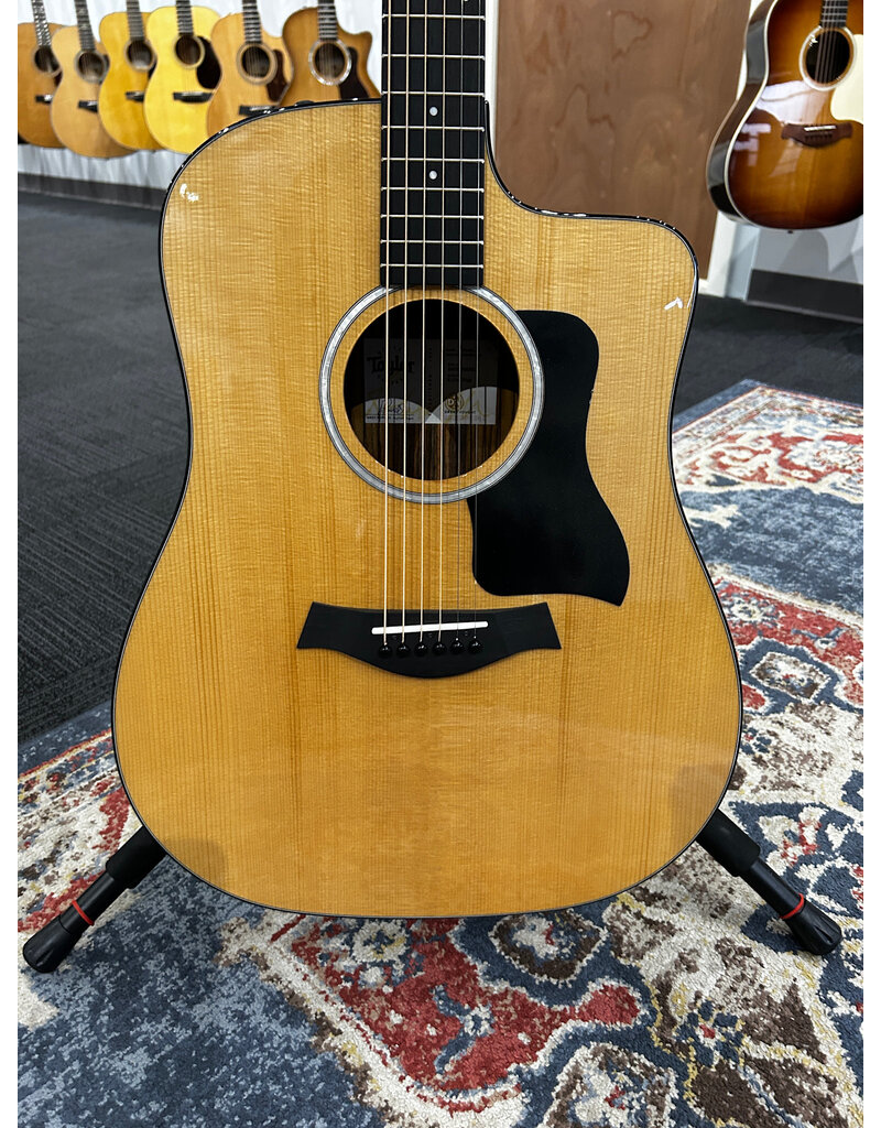 Taylor Talyor 210CE Plus Acoustic Guitar