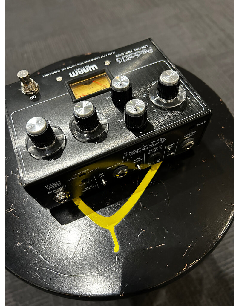 Warm Audio Used Warm Audio Pedal76 All-Analog Transformer-Balanced FET Compressor Pedal