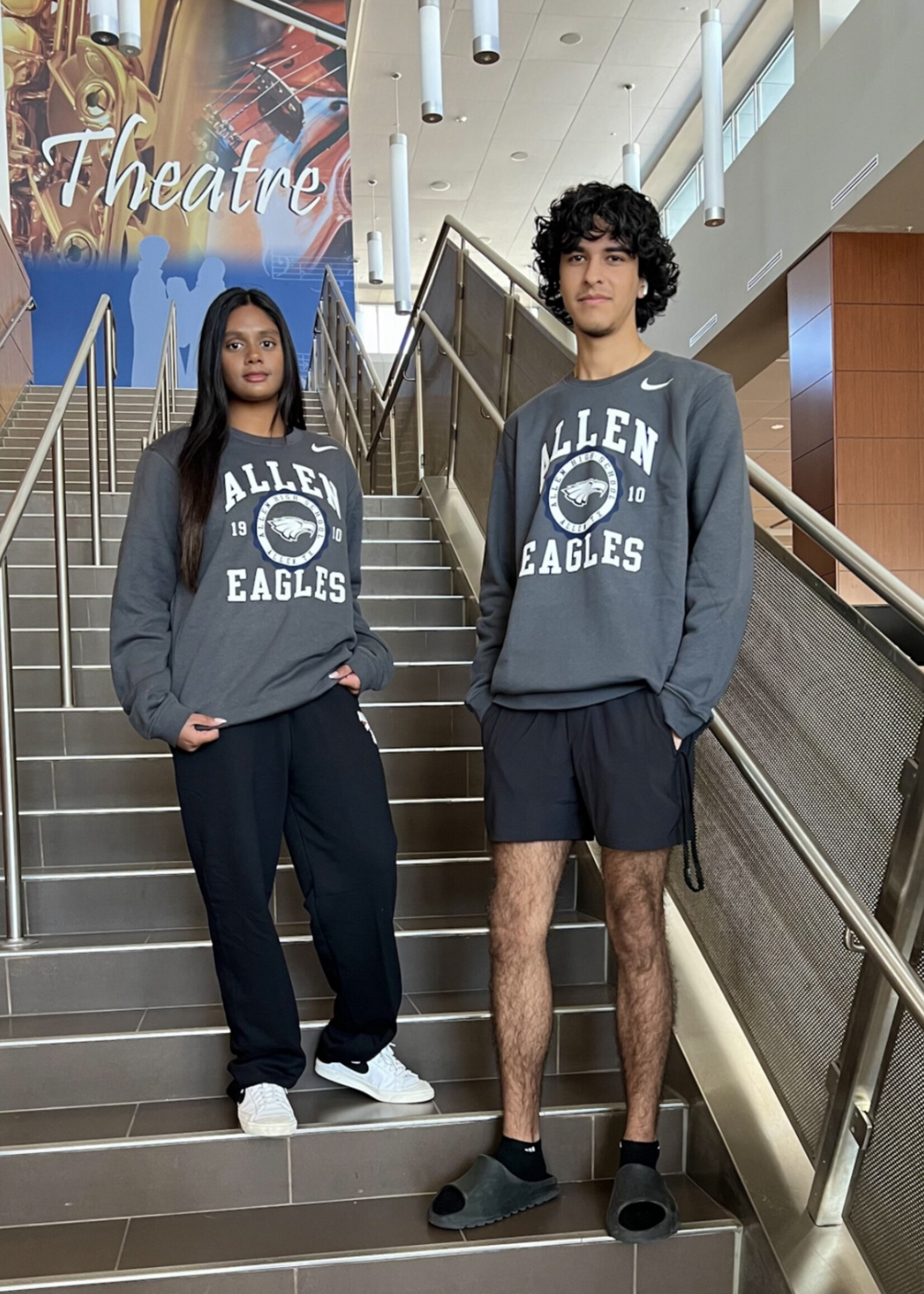 Nike Grey Club Fleece Crew