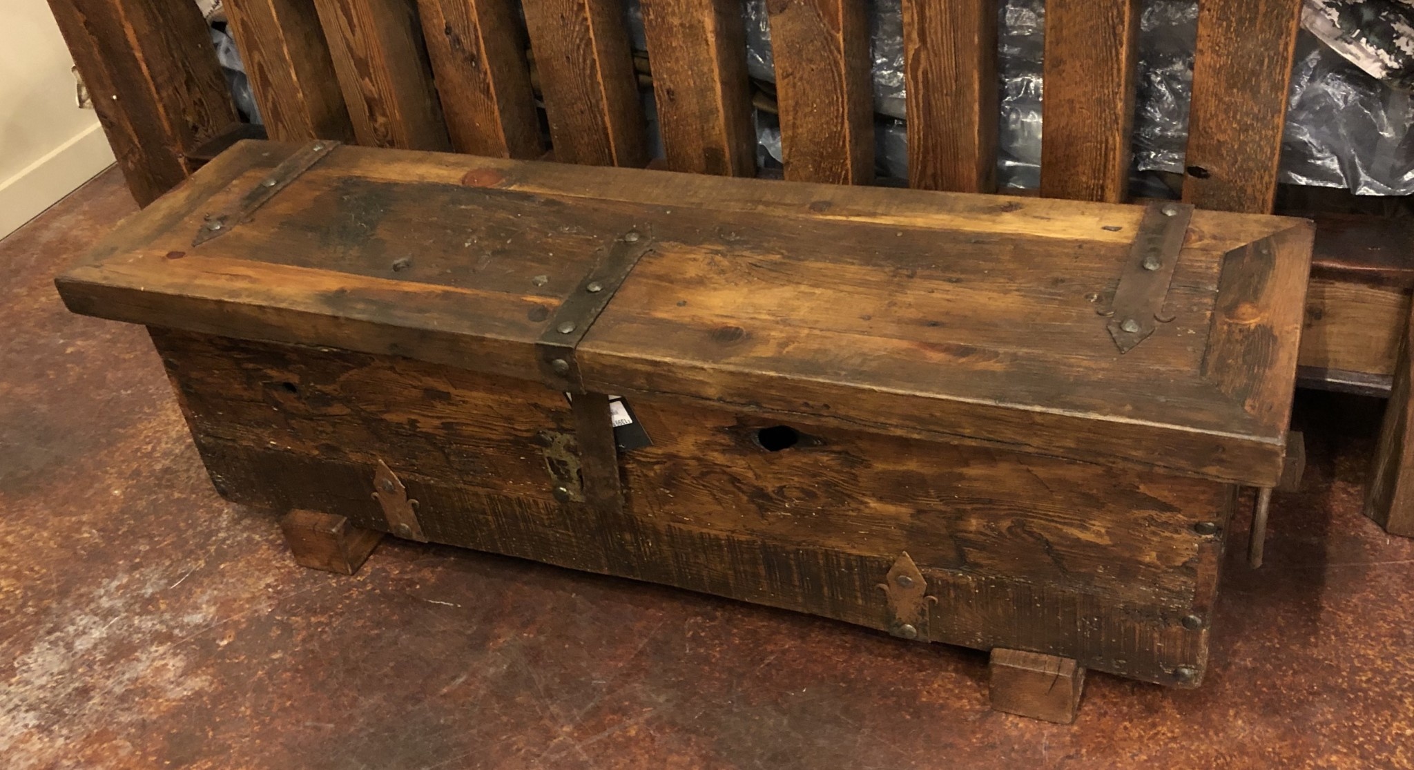 Artisans Queen End of Bed Chest 60x16x20