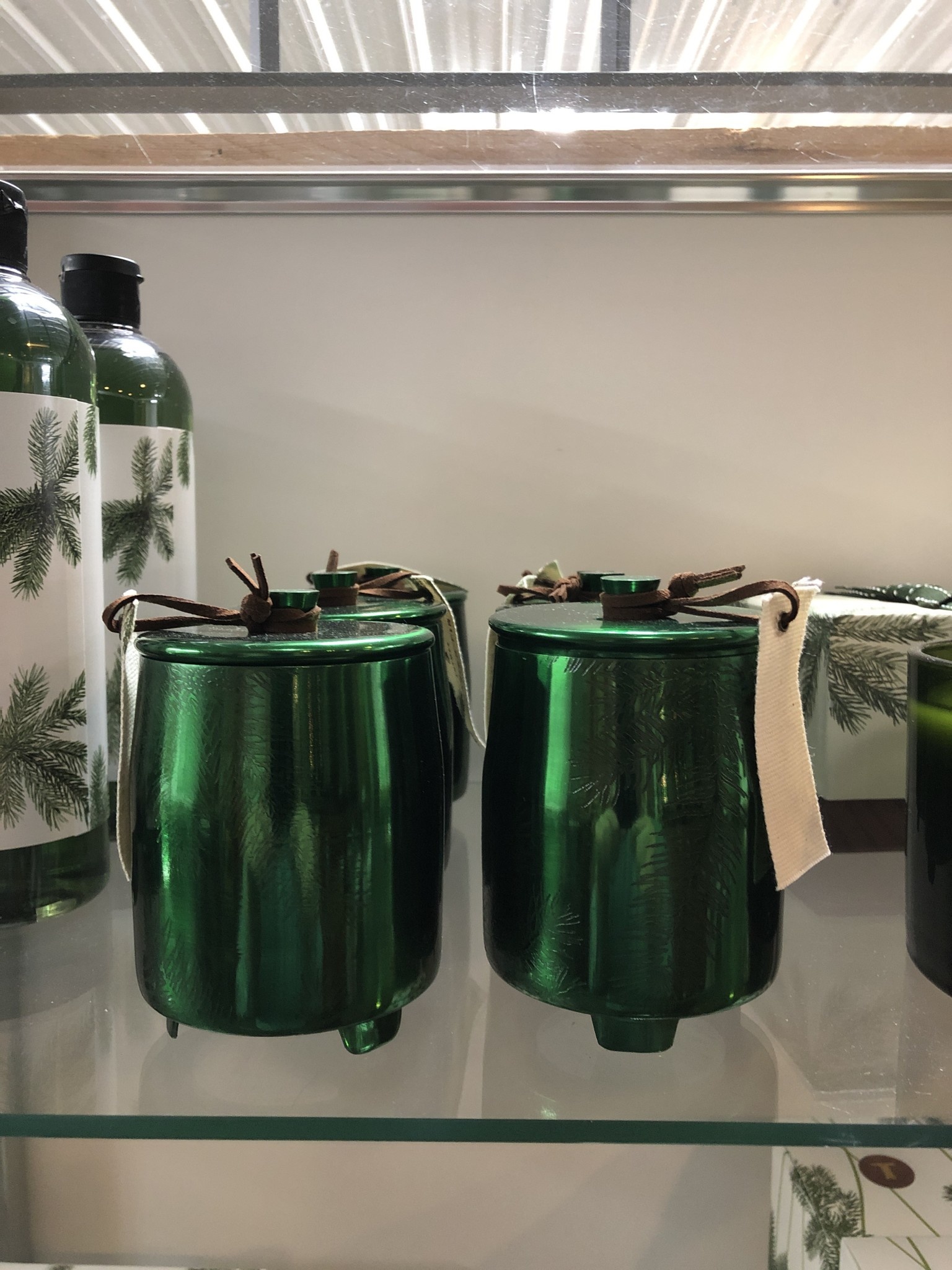 Frasier Fir FF Md Poured Candle/Green Tin****