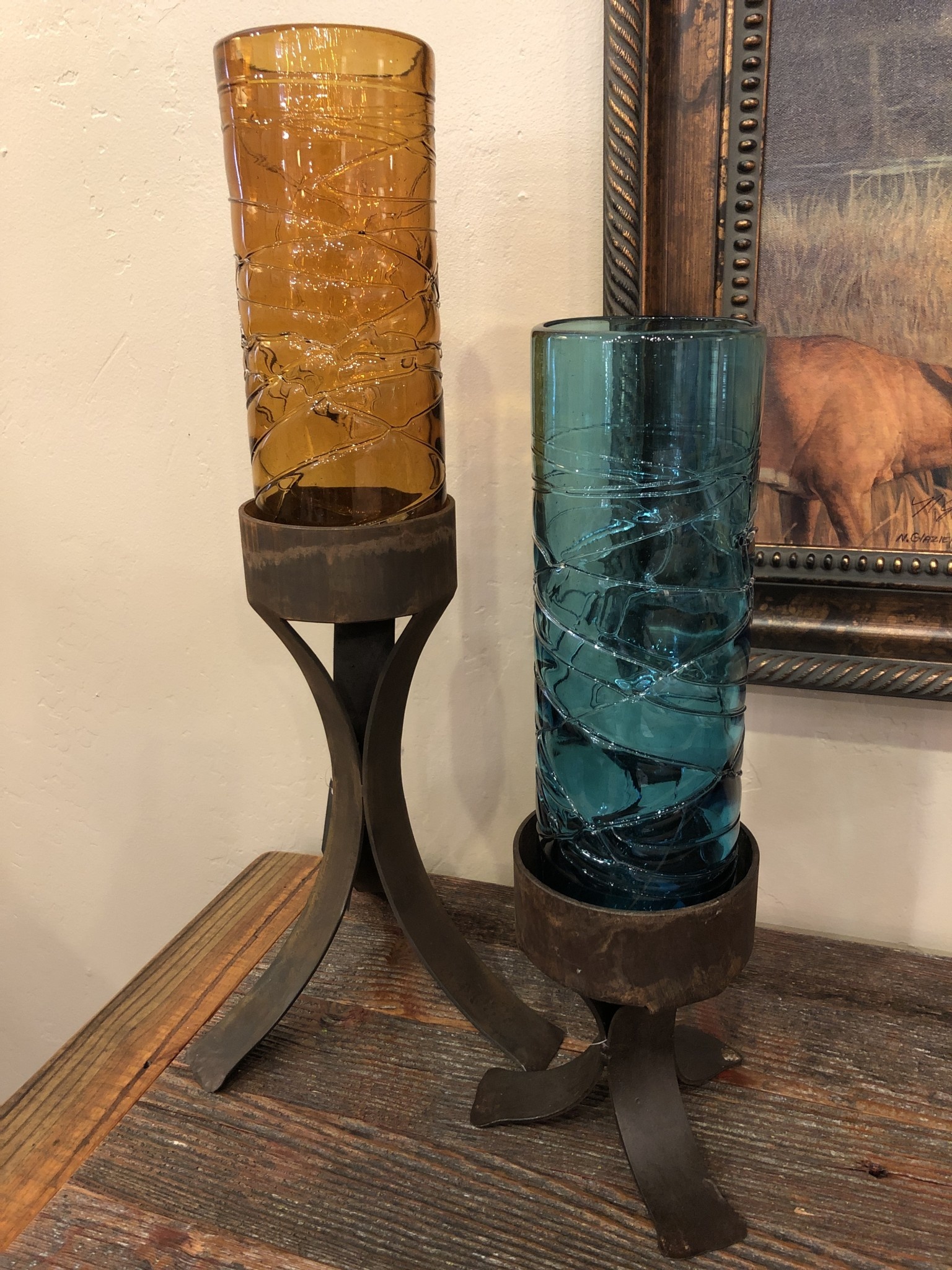 Artisans Rustic Iron Base W/Spider Web Glass