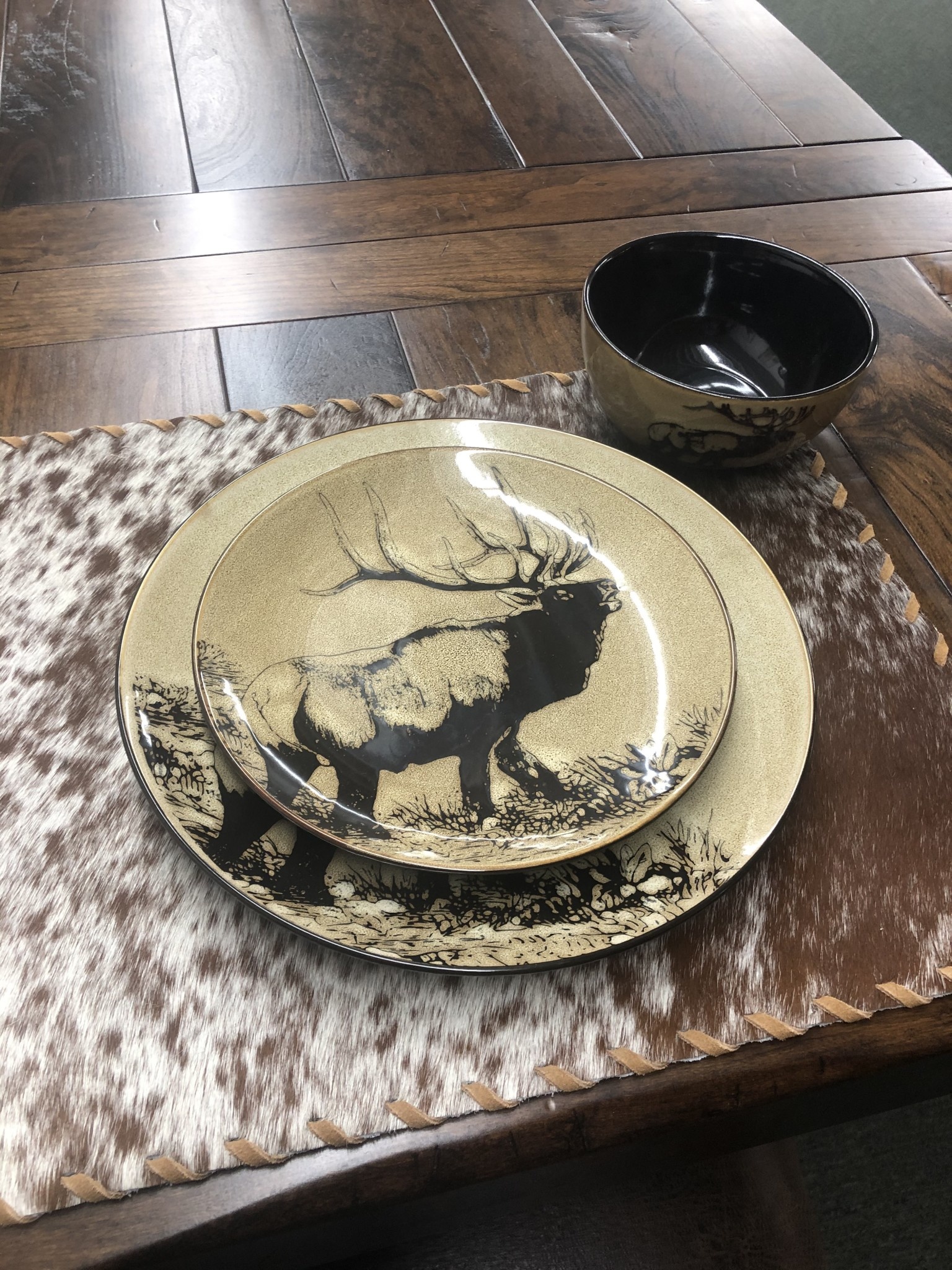 Unison Gifts Elk 10.5" Dinner Plate