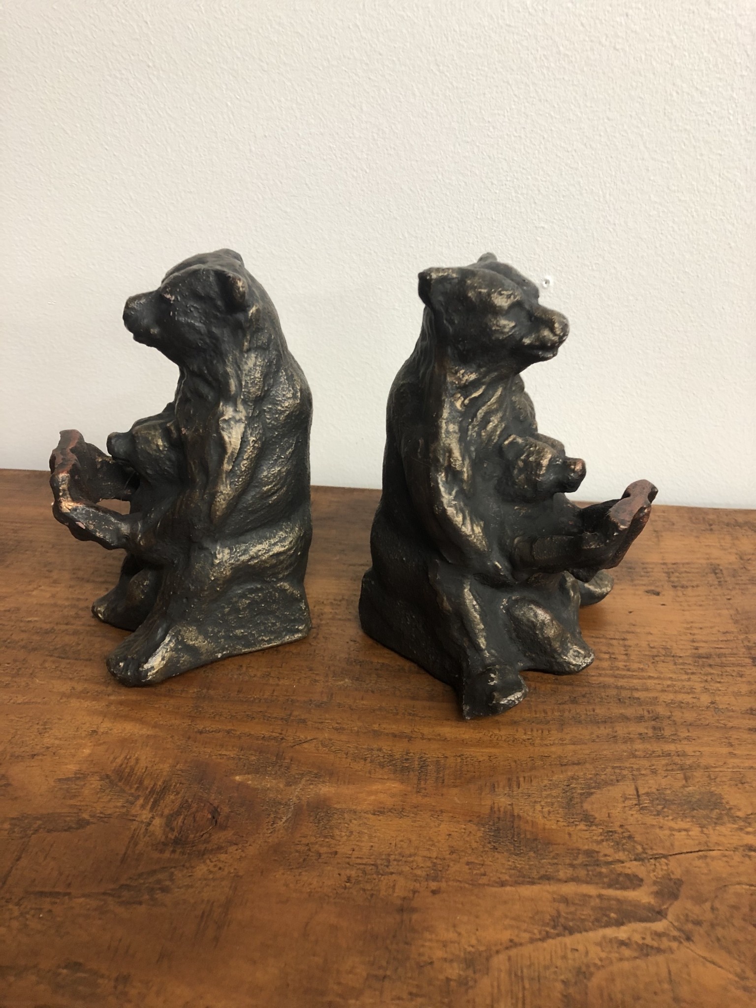 SPI Reading Bear Bookends