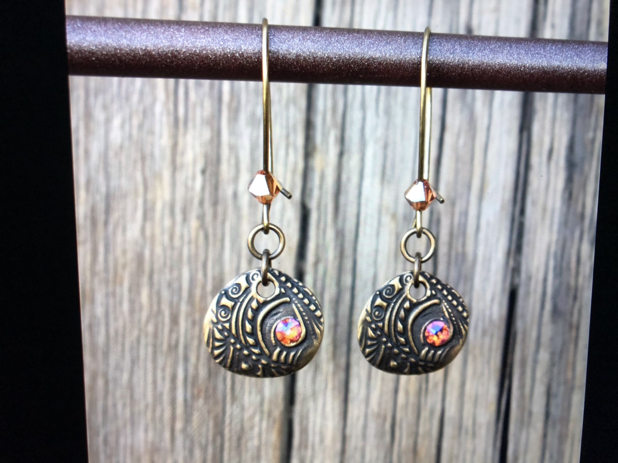 cool water jewelry EW558-192 Carnival Lights Embossed Brass Kidney Earrings