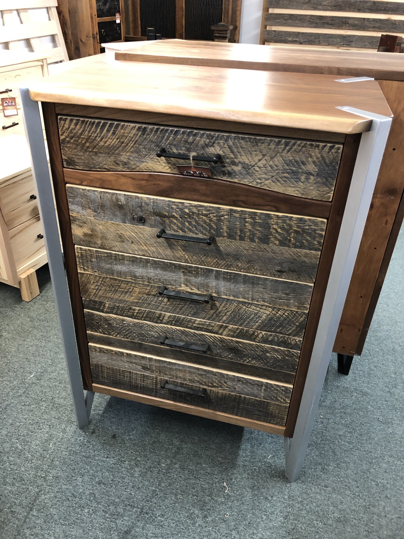 Green Gables Hampshire 5 Drawer Chest w/Silver Metal