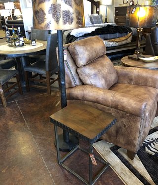 HTD Santa Cruz Accent Table