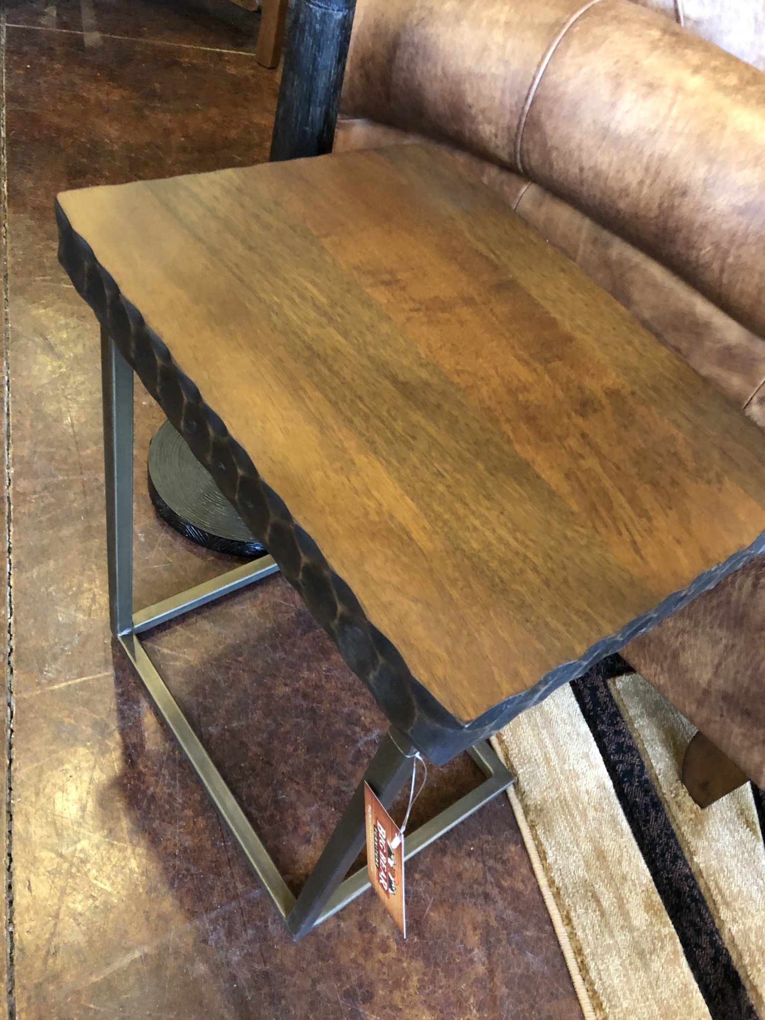 HTD Santa Cruz Accent Table