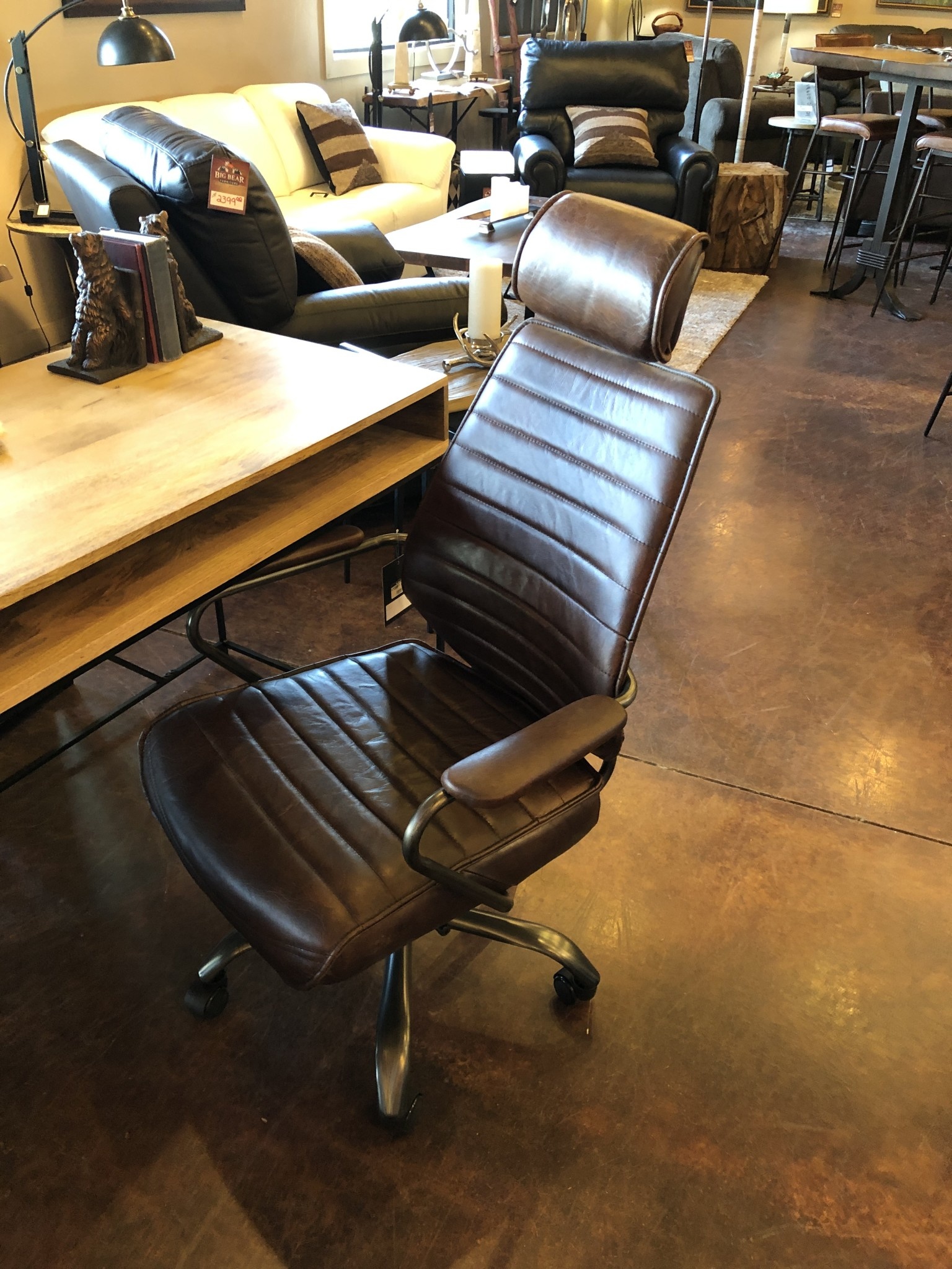 Moes Executive Office Chair, Brown leather