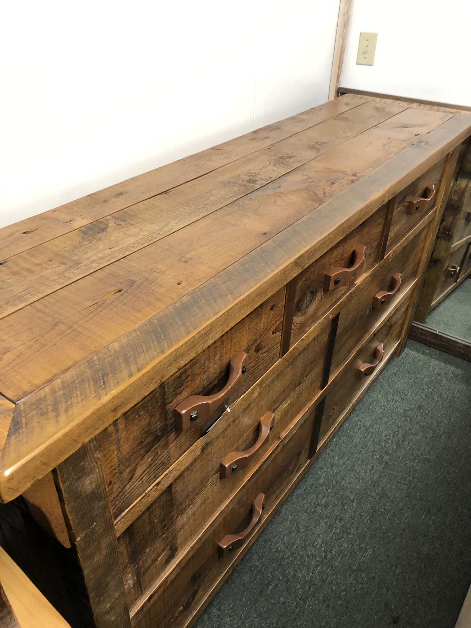Green Gables Stony Brooke 72" 7 Dwr Dresser 38.5x72x19.5