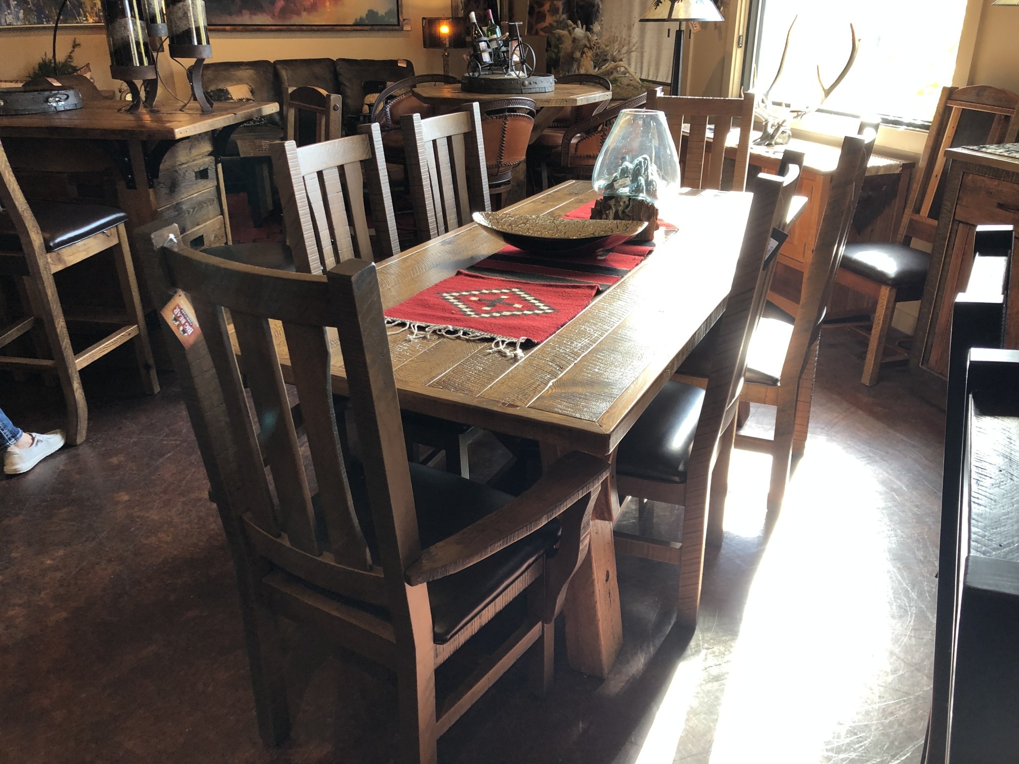 Green Gables Mossy Oak Royal Mission 7' Dining Table