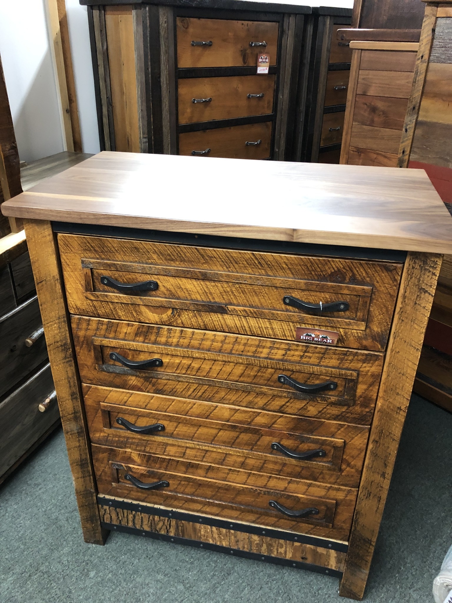 Green Gables Mossy Oak Carver Point 4 Drawer Chest