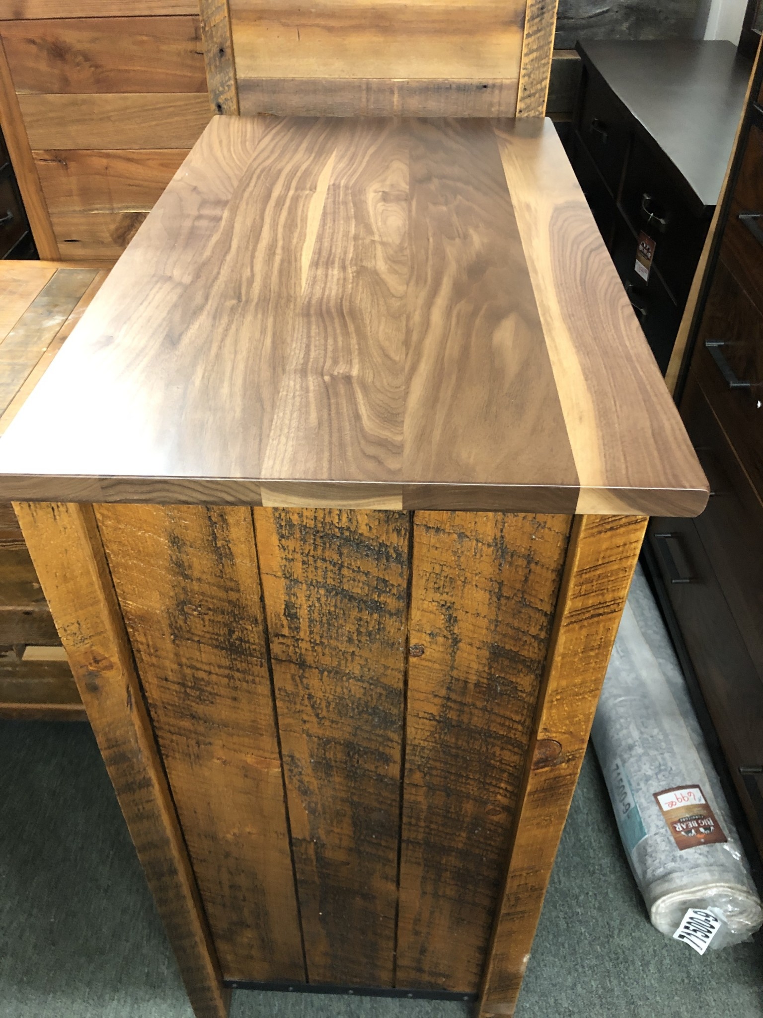 Green Gables Mossy Oak Carver Point 4 Dwr Chest**