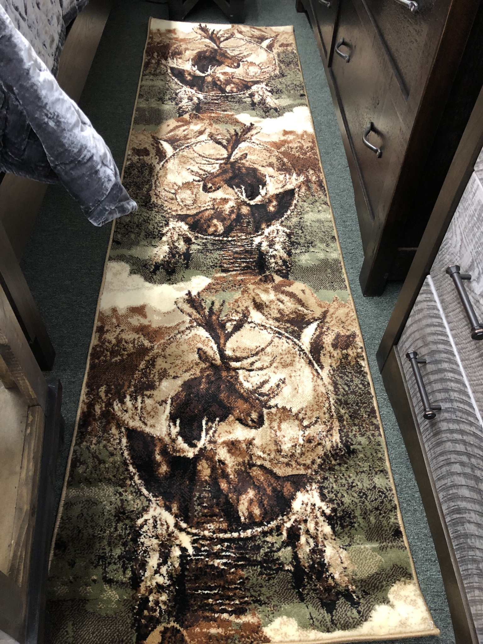 United Weavers Woodside Multi/Moose Dreamatcher 1'11x7'2 Runner