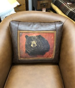 Sweetwater Trading Co Yonah Portrait (Bear-Red) Pillow