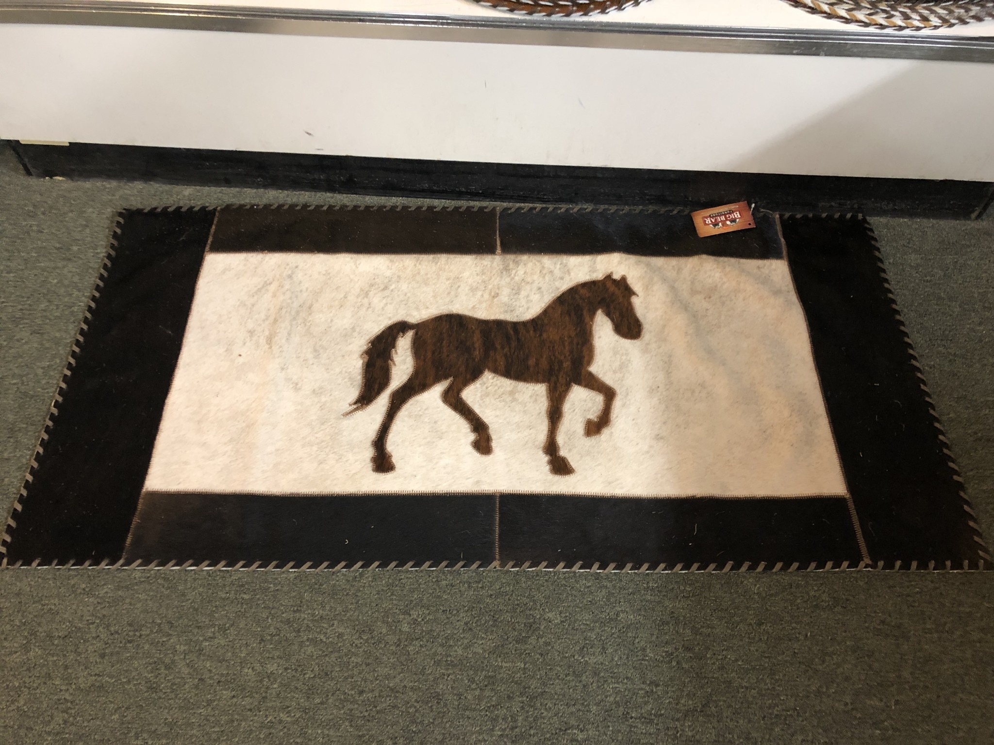 Gaucho Cowhide Horse 2x4 Rug