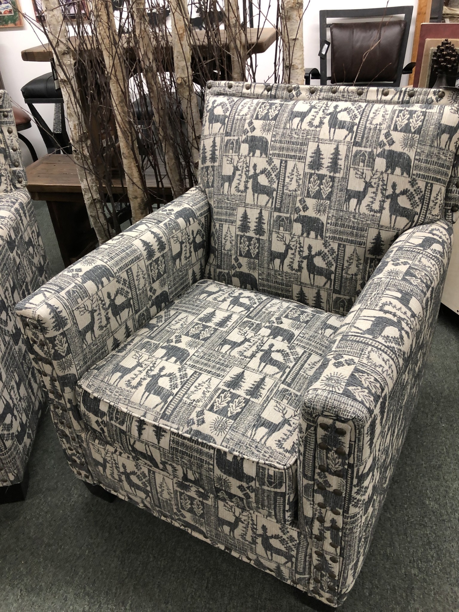 IMF 8119N-20 Harvard Accent Chair 31L x 37H x 35Dm