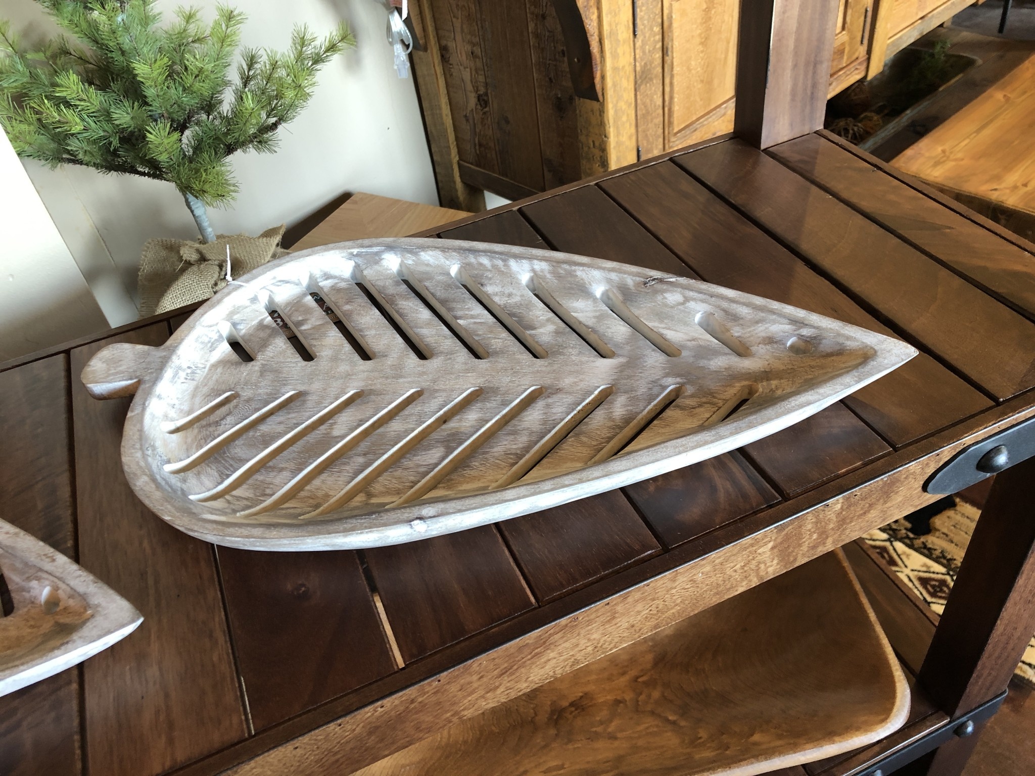Crestview Palmetto LARGE Leaf Dish-21"L