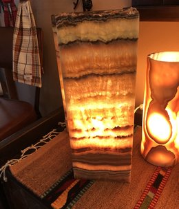 BS Trading 94 Aqua Natural Edge Cube Onyx Lamp 16x6x6