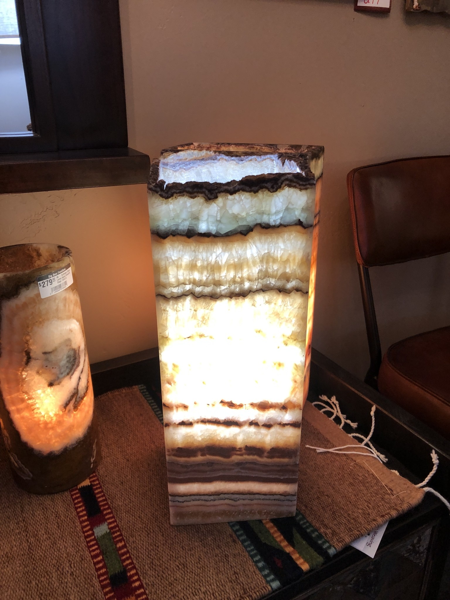 BS Trading 94 Aqua Natural Edge Cube Onyx Lamp 16x6x6