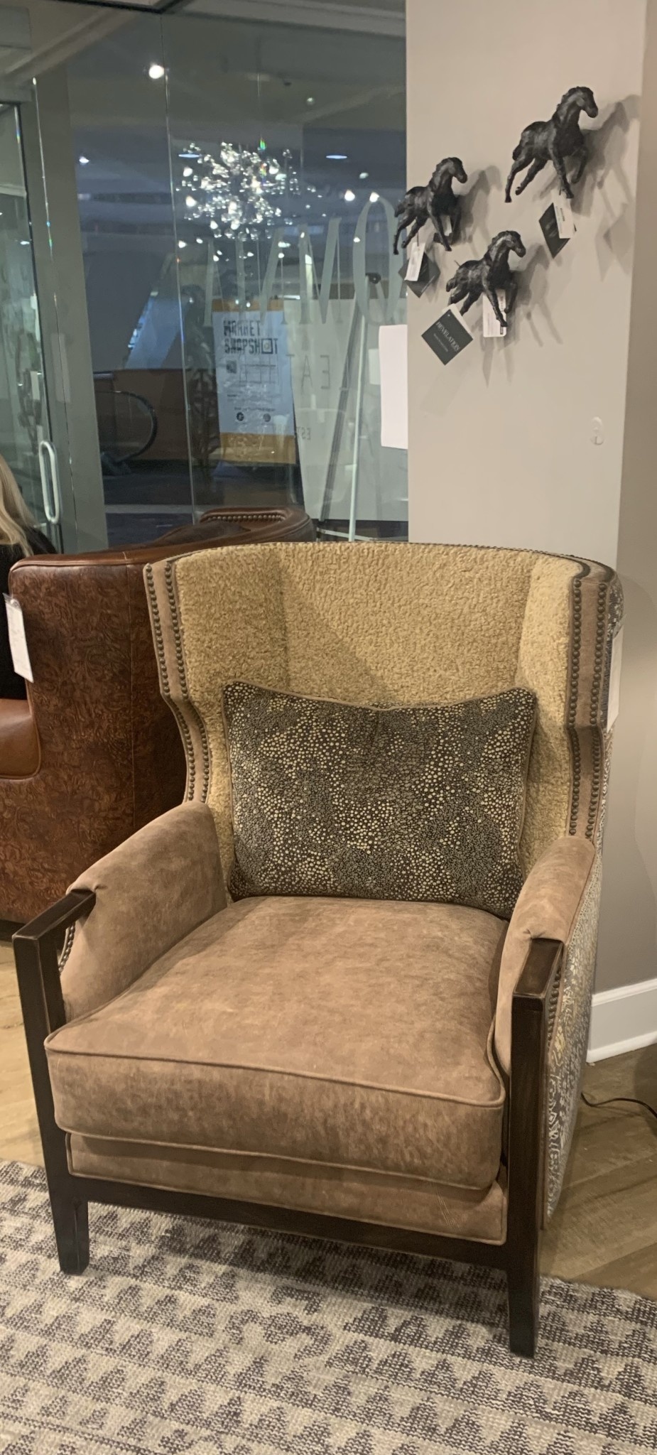 Omnia Paloma Chair 31x42x35