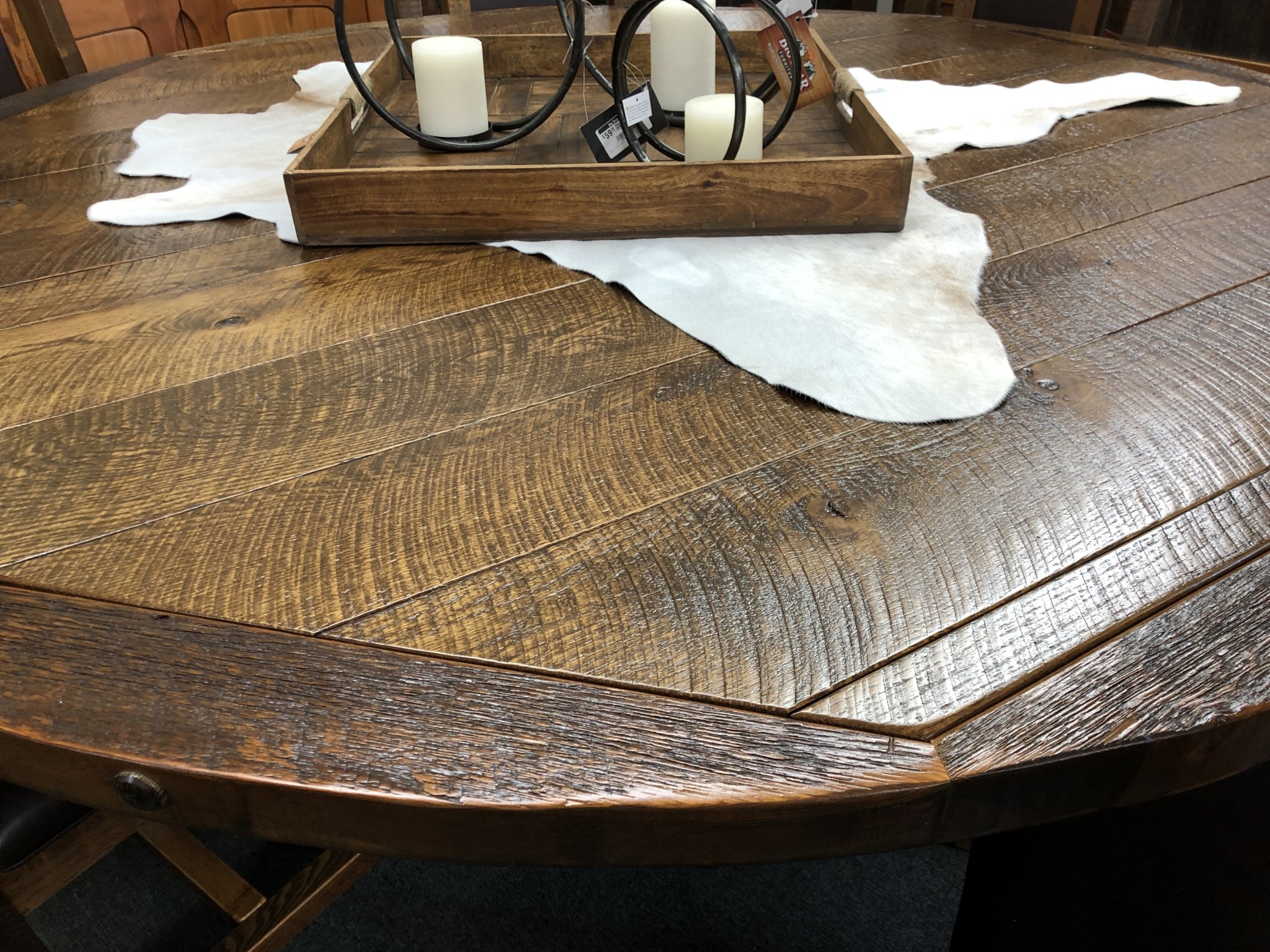 Yellowstone Yellowstone Dutton 72"Round Dining Table