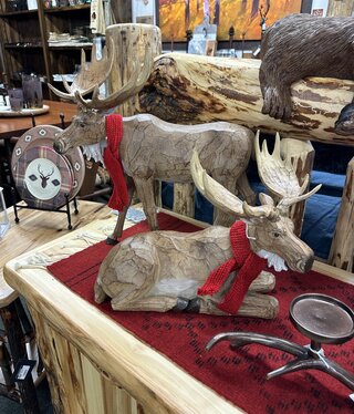 Melrose Resin Moose w/Scarf - LARGE 13"H or 19.5"H