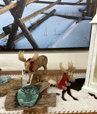 Melrose Resin Moose w/Scarf - SMALL 7"H or 9.5"H