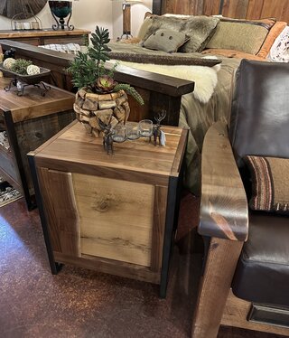 Green Gables Powder Mountain 2 Dwr Nightstand 24x20x28H