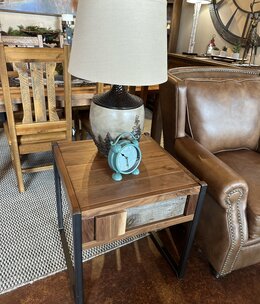 Green Gables Great Falls 1 Dwr Side Table 24x24x26H