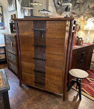 Old Hickory Madison River 5 Drawer Chest