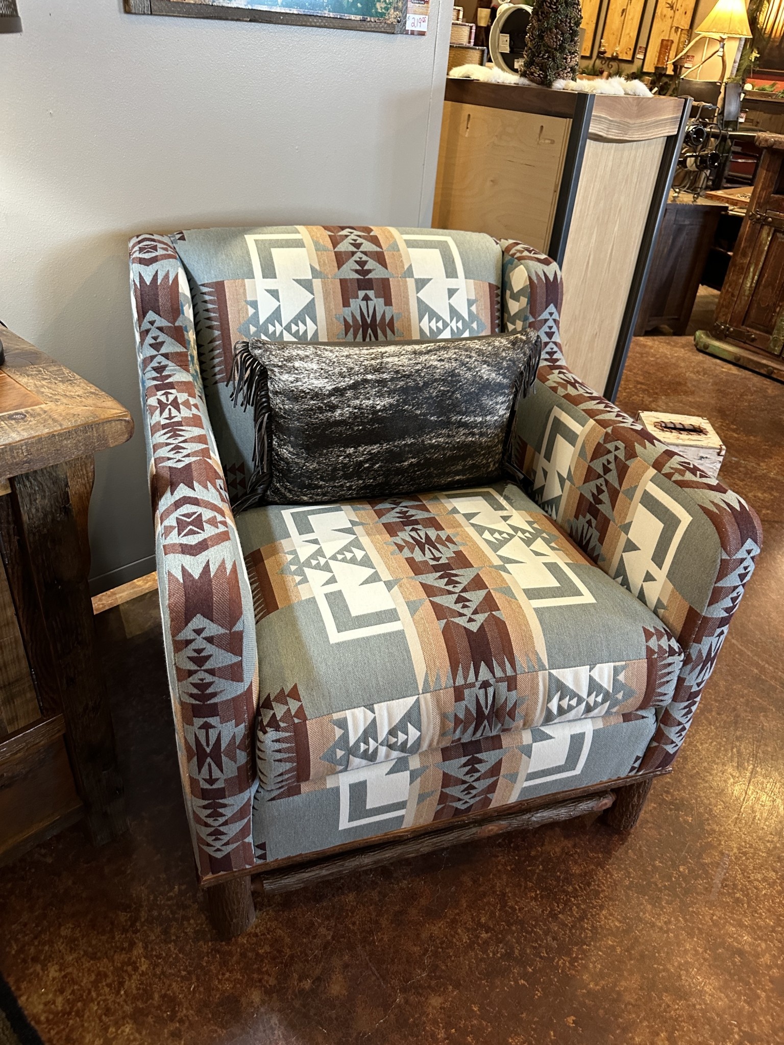 Old Hickory Jenny Lake Club Chair 38Wx35Dx35H