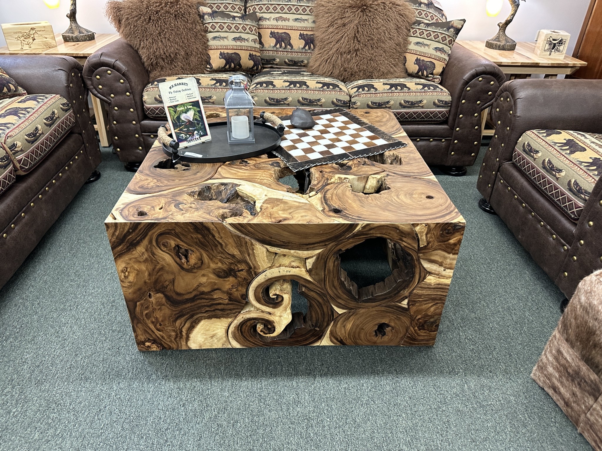 Crestview Borneo Suar Coffee Table 39x39x20