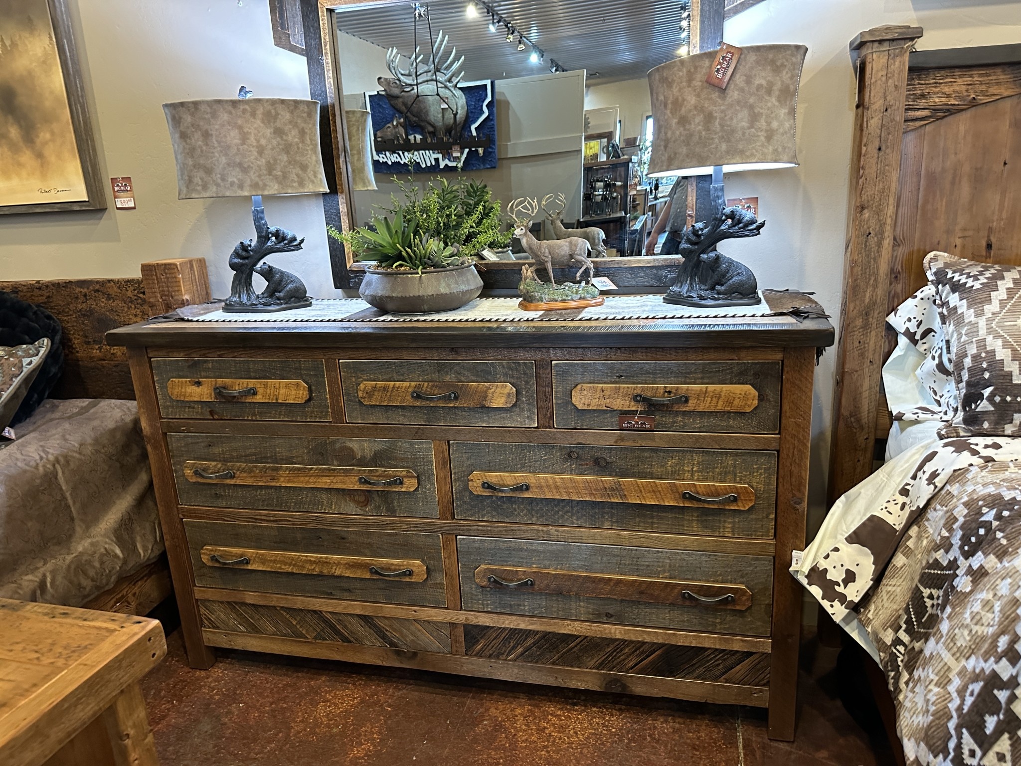 Jackson Hole Jackson Hole 7 Drawer Dresser
