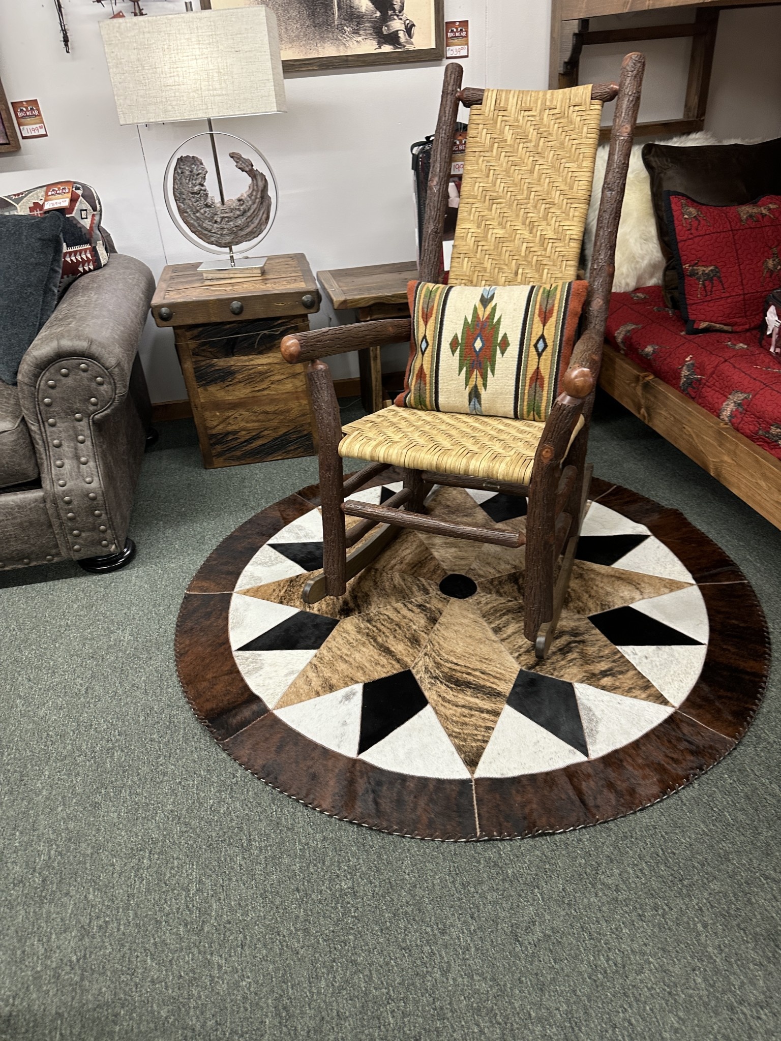 Gaucho Round 16pt Star 60" Rug