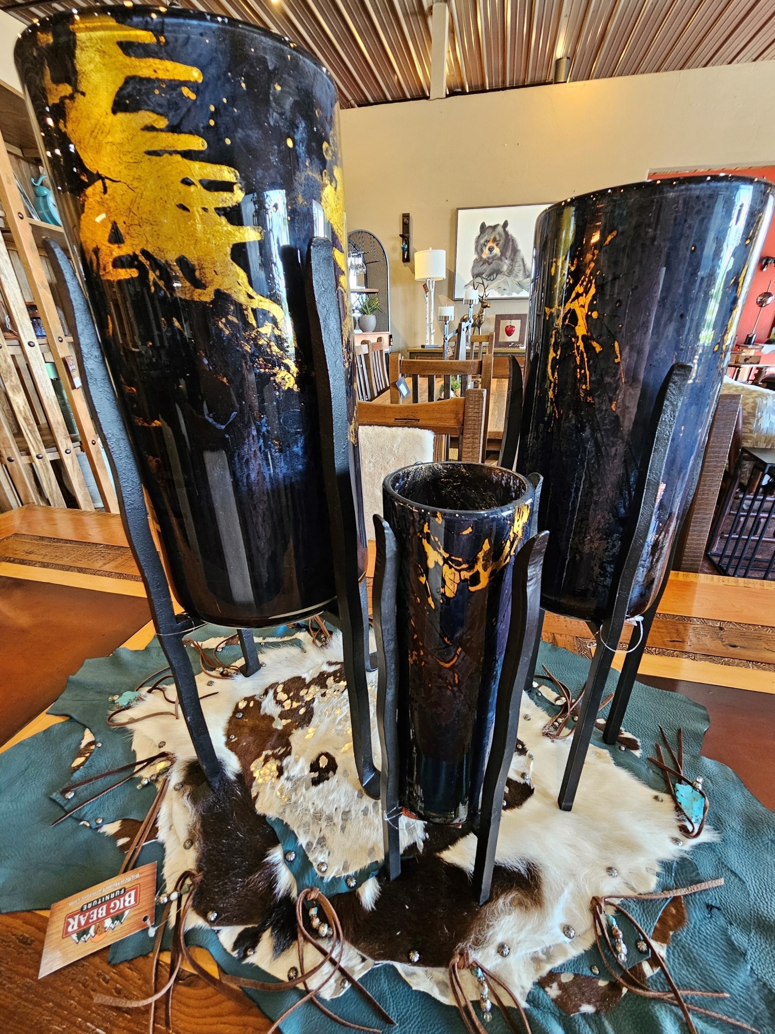 Artisans Torre Base w/Granite Glass Vase-MEDIUM